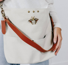 Load image into Gallery viewer, Luxury Bee Brooch - Topaz