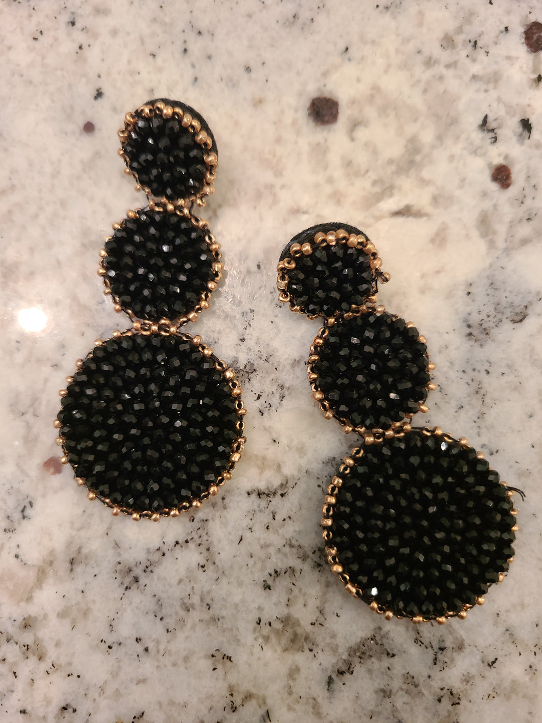 Luxury Beaded Circle Earrings - Black