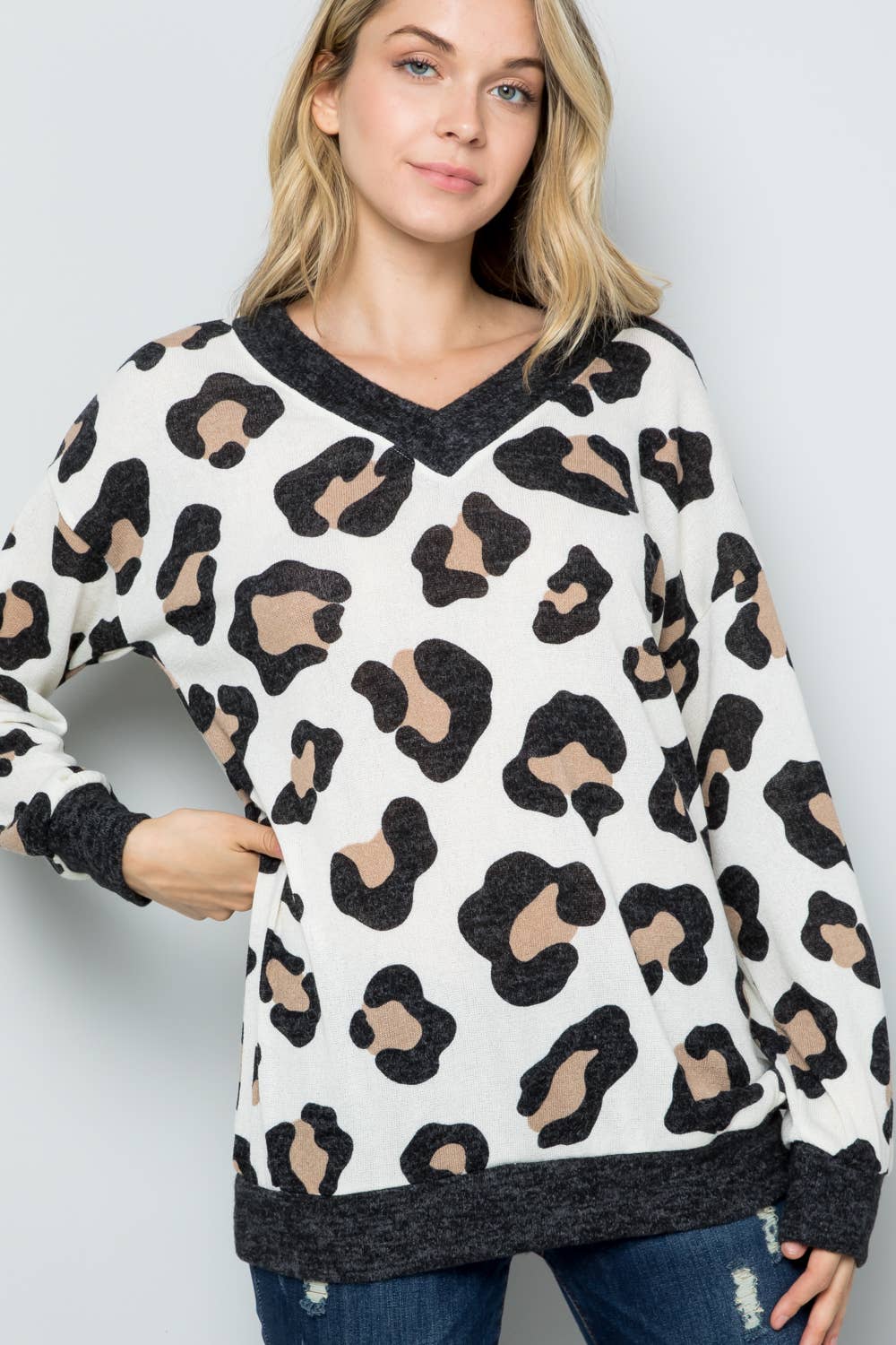 Leopard Ivory Sweater Regular and Curvy